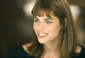 Amanda Peet