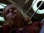 Jennifer Jason Leigh