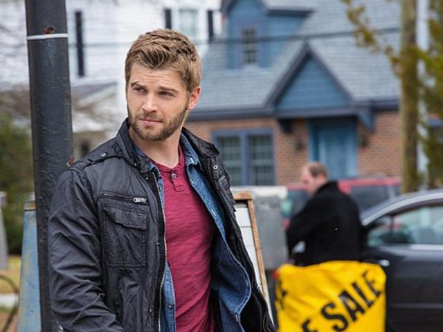 Mike Vogel Kepek