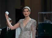 Rosamund Pike