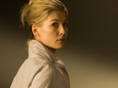 Rosamund Pike