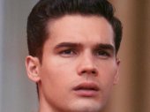 Steven Strait